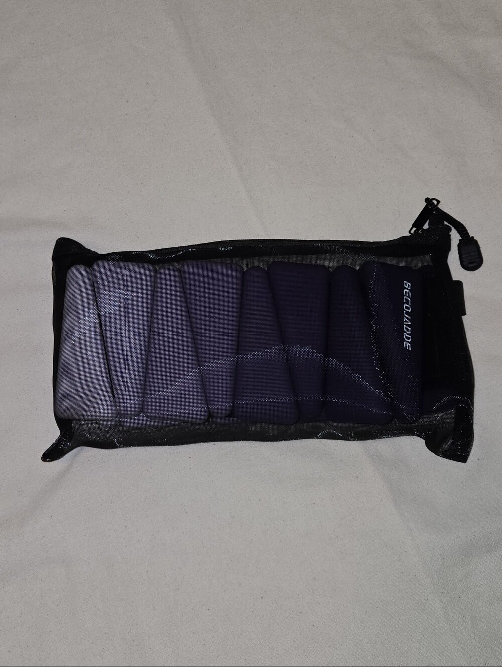 BECOJADDE Workout Ankle & Wrist Weights Adjustable Set of 2 , (2lbs Each) Purple - Picture 3 of 9